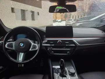 BMW 530e xDrive M-Sport Steptronic