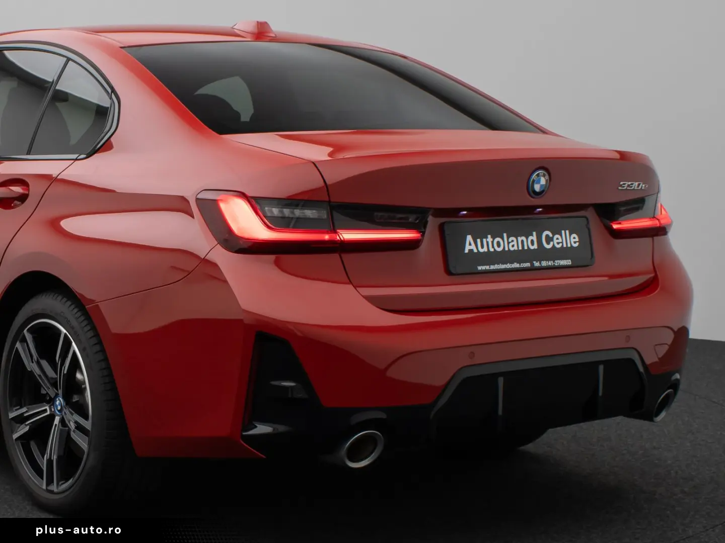 BMW 330e M Sport HUD DAB PDC Geschwindigkeitsreg