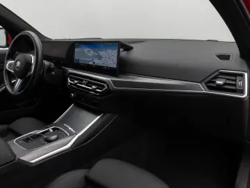 BMW 330e M Sport HUD DAB PDC Geschwindigkeitsreg