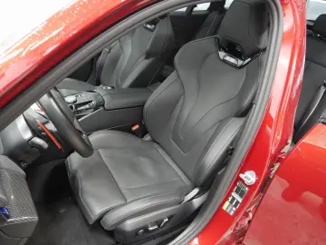 BMW M5 Touring PANO AHK B&W DA-Prof 360  0 5%