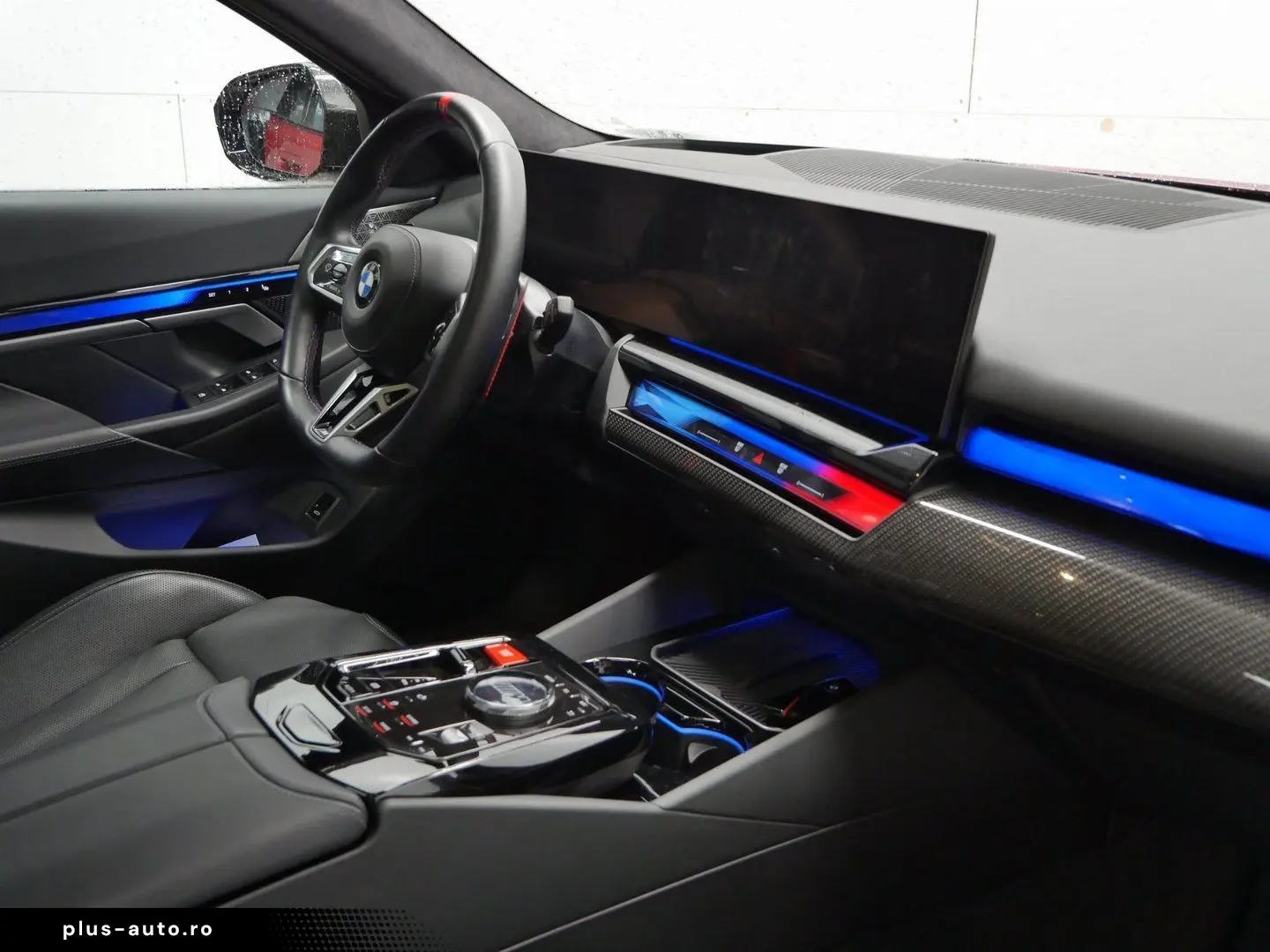 BMW M5 Touring PANO AHK B&W DA-Prof 360  0 5%