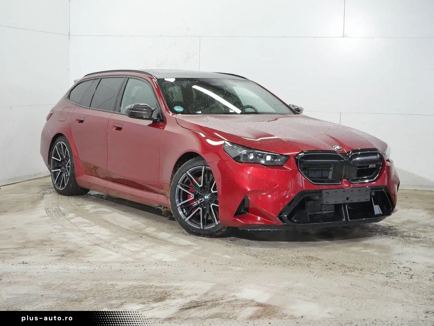 BMW M5 Touring PANO AHK B&W DA-Prof 360  0 5%