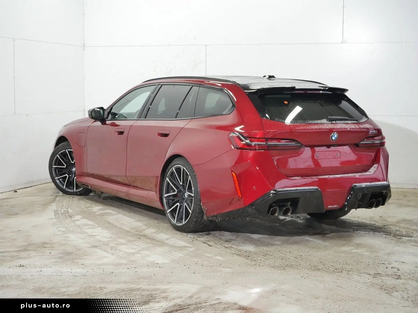 BMW M5 Touring PANO AHK B&W DA-Prof 360  0 5%