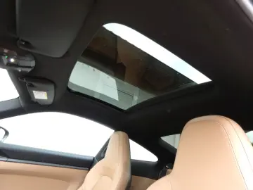 PORSCHE 992 Carrera S SportChrono BOSE KAM. PANO KEYLESS