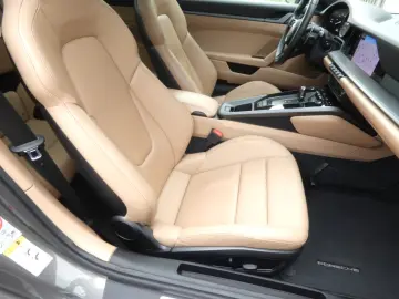 PORSCHE 992 Carrera S SportChrono BOSE KAM. PANO KEYLESS
