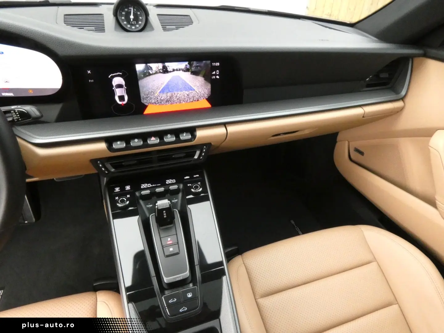 PORSCHE 992 Carrera S SportChrono BOSE KAM. PANO KEYLESS