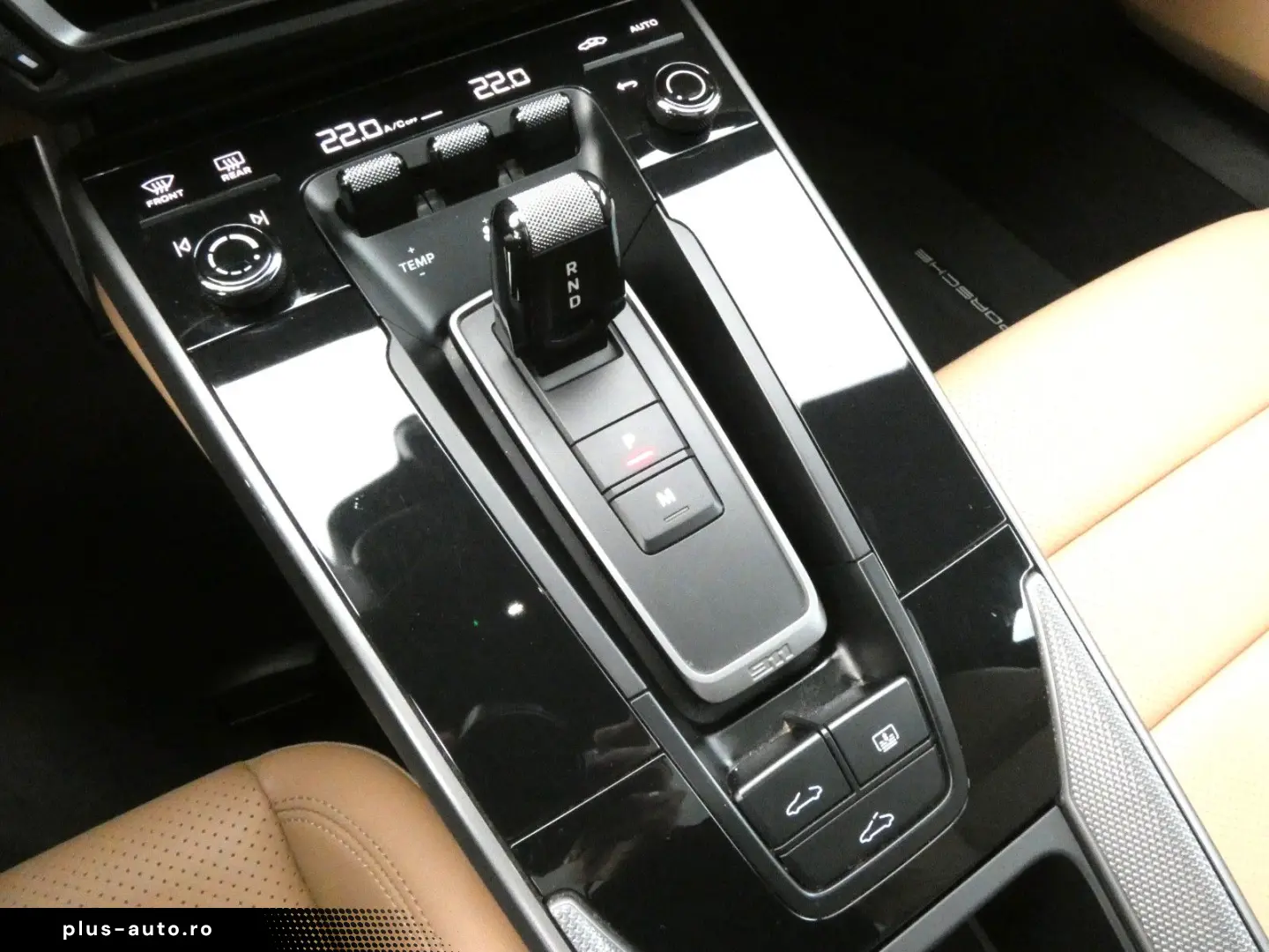 PORSCHE 992 Carrera S SportChrono BOSE KAM. PANO KEYLESS