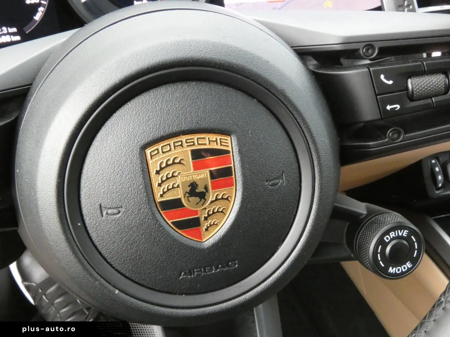 PORSCHE 992 Carrera S SportChrono BOSE KAM. PANO KEYLESS