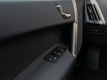 BMW iX xD40 360  DAB H K ACC Komfort Sport 22Zoll