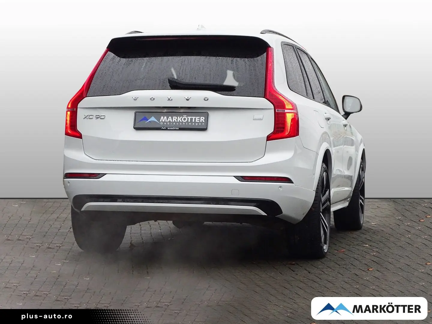 VOLVO XC90 Plus Dark Recharge Plug-In Hybrid AWD 7-Sit