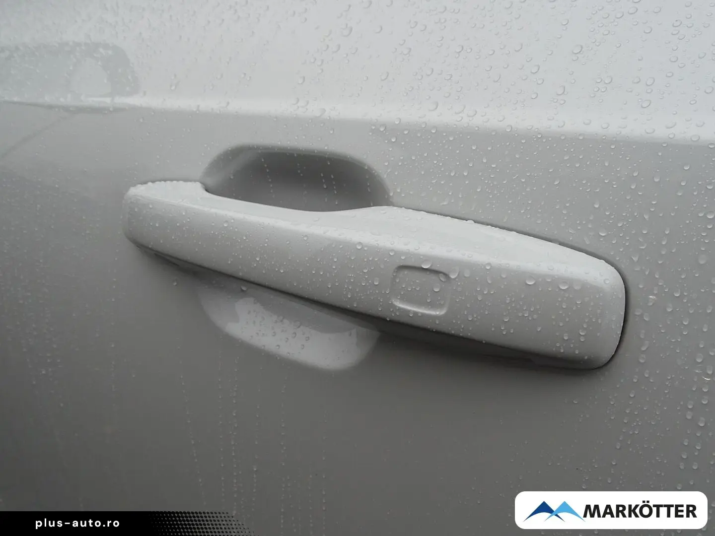 VOLVO XC90 Plus Dark Recharge Plug-In Hybrid AWD 7-Sit