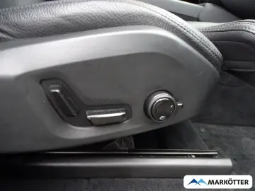 VOLVO XC90 Plus Dark Recharge Plug-In Hybrid AWD 7-Sit