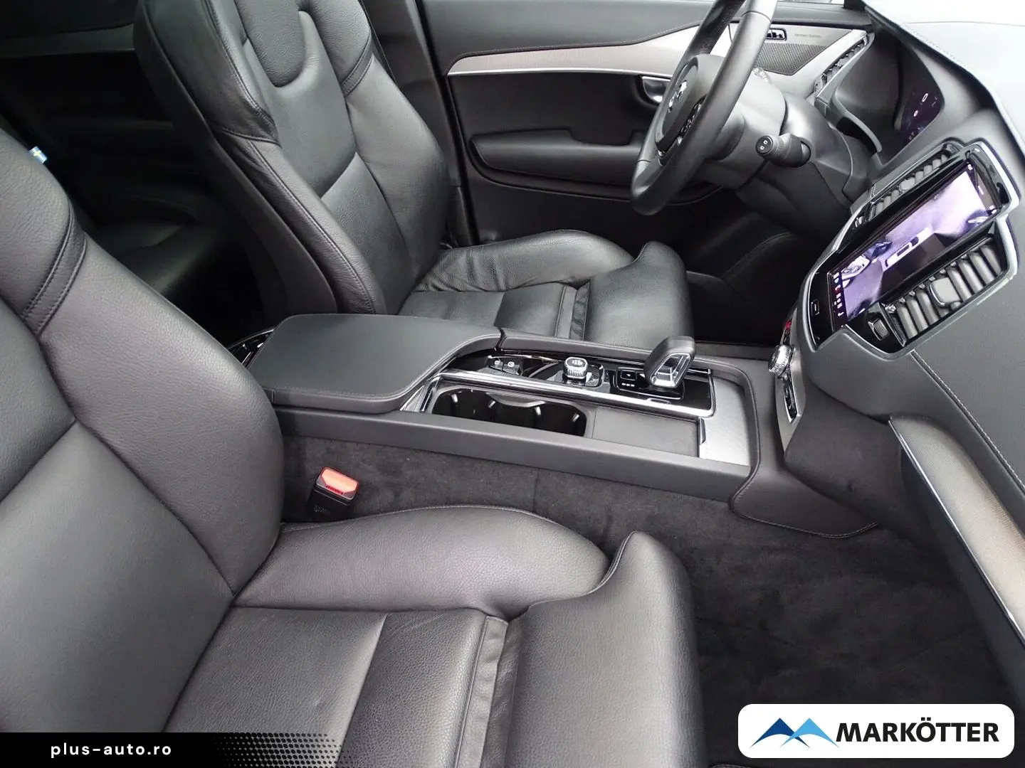 VOLVO XC90 Plus Dark Recharge Plug-In Hybrid AWD 7-Sit