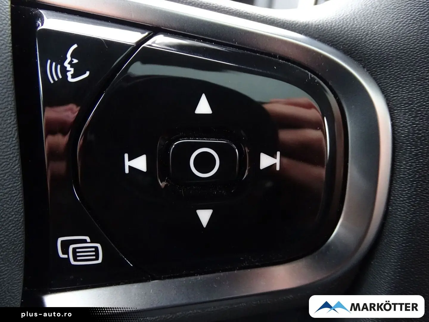 VOLVO XC90 Plus Dark Recharge Plug-In Hybrid AWD 7-Sit