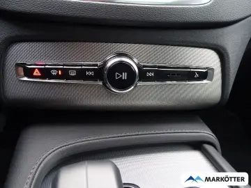 VOLVO XC90 Plus Dark Recharge Plug-In Hybrid AWD 7-Sit