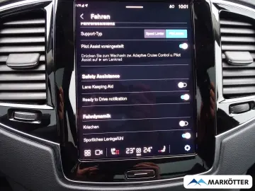 VOLVO XC90 Plus Dark Recharge Plug-In Hybrid AWD 7-Sit