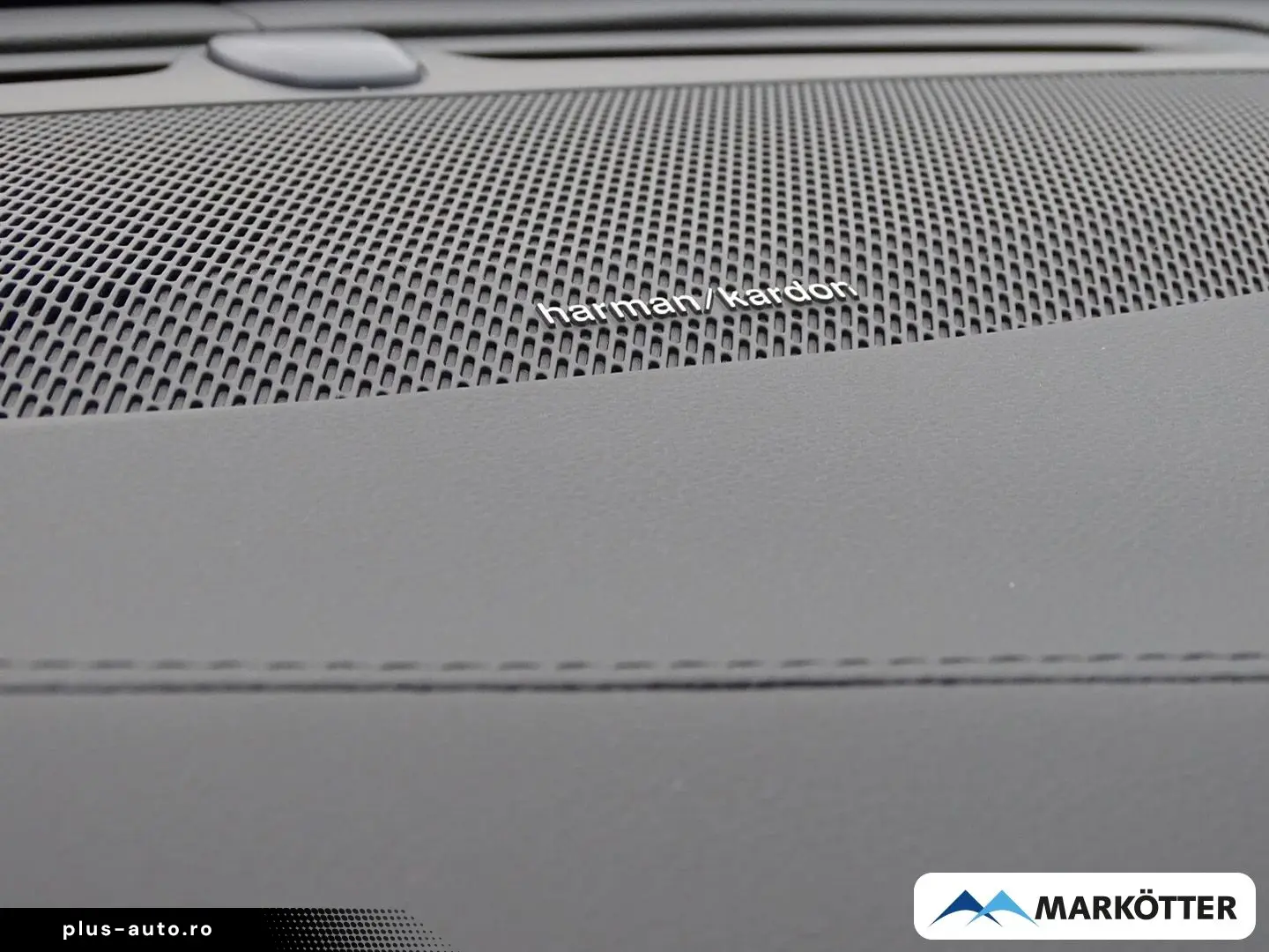 VOLVO XC90 Plus Dark Recharge Plug-In Hybrid AWD 7-Sit