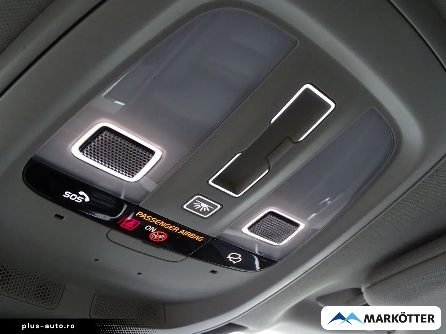 VOLVO XC90 Plus Dark Recharge Plug-In Hybrid AWD 7-Sit