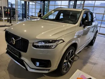 VOLVO XC90 B5 AWD ULTIMATE DARK AHK 360  PANO LM