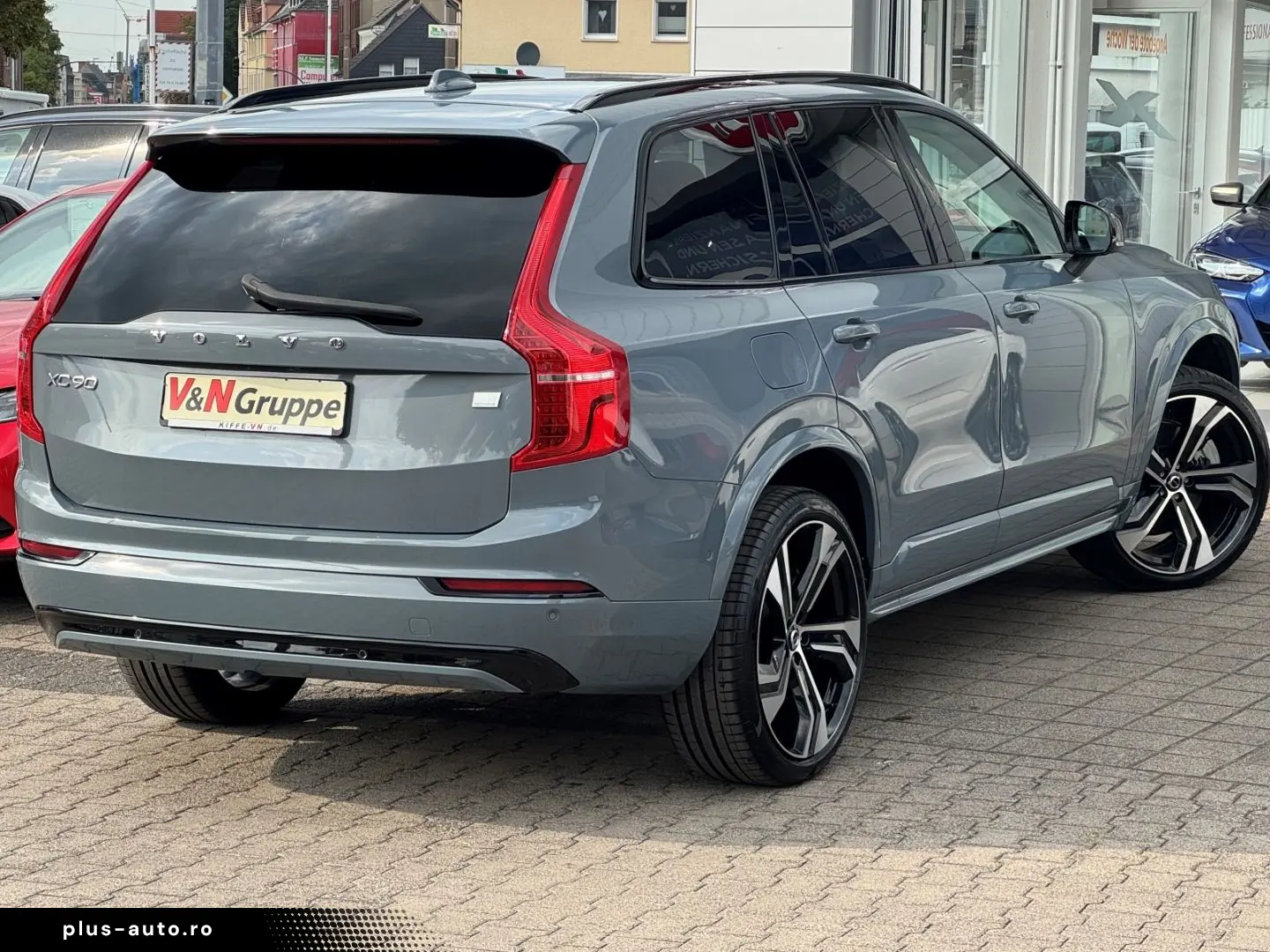 VOLVO XC90 T8 Dark 22-Zoll Sitzlüftung StandHZ H&K