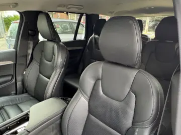 VOLVO XC90 T8 Dark 22-Zoll Sitzlüftung StandHZ H&K