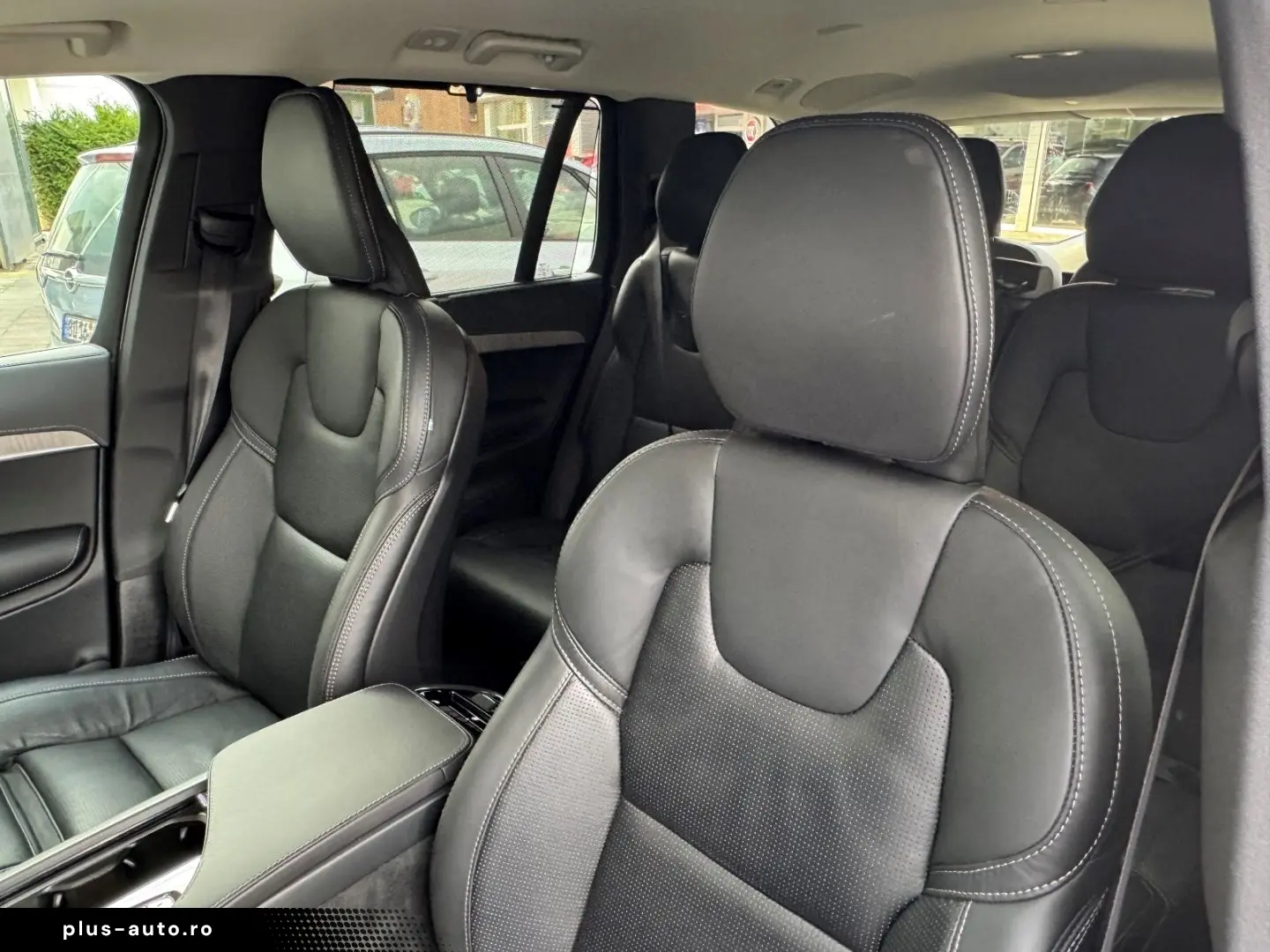 VOLVO XC90 T8 Dark 22-Zoll Sitzlüftung StandHZ H&K