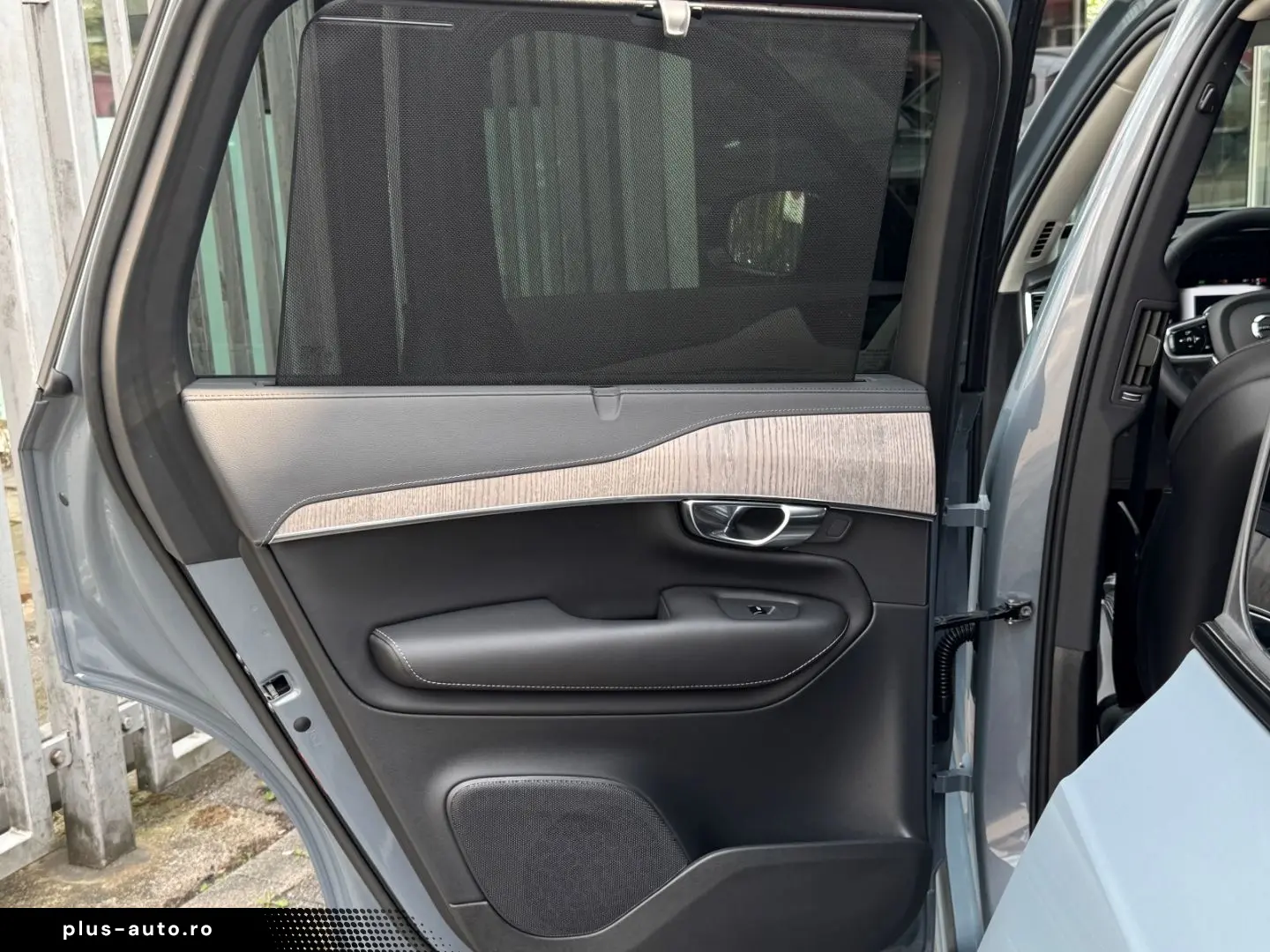 VOLVO XC90 T8 Dark 22-Zoll Sitzlüftung StandHZ H&K