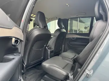 VOLVO XC90 T8 Dark 22-Zoll Sitzlüftung StandHZ H&K