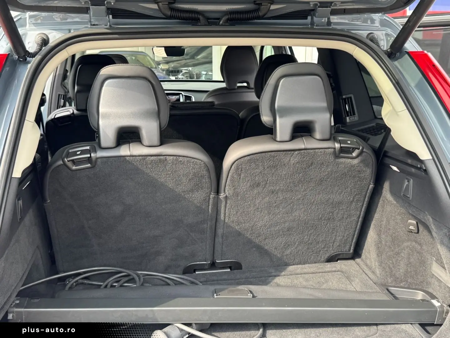 VOLVO XC90 T8 Dark 22-Zoll Sitzlüftung StandHZ H&K