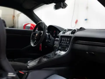 PORSCHE 718 Cayman GT4 RS LED Lift Bose Leder erw. XPEL