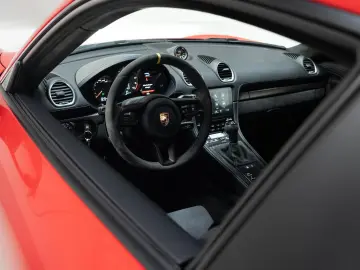 PORSCHE 718 Cayman GT4 RS LED Lift Bose Leder erw. XPEL