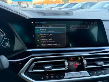 BMW X5 xDr 45 e M Sport Pano Head 360  Massage Msitz