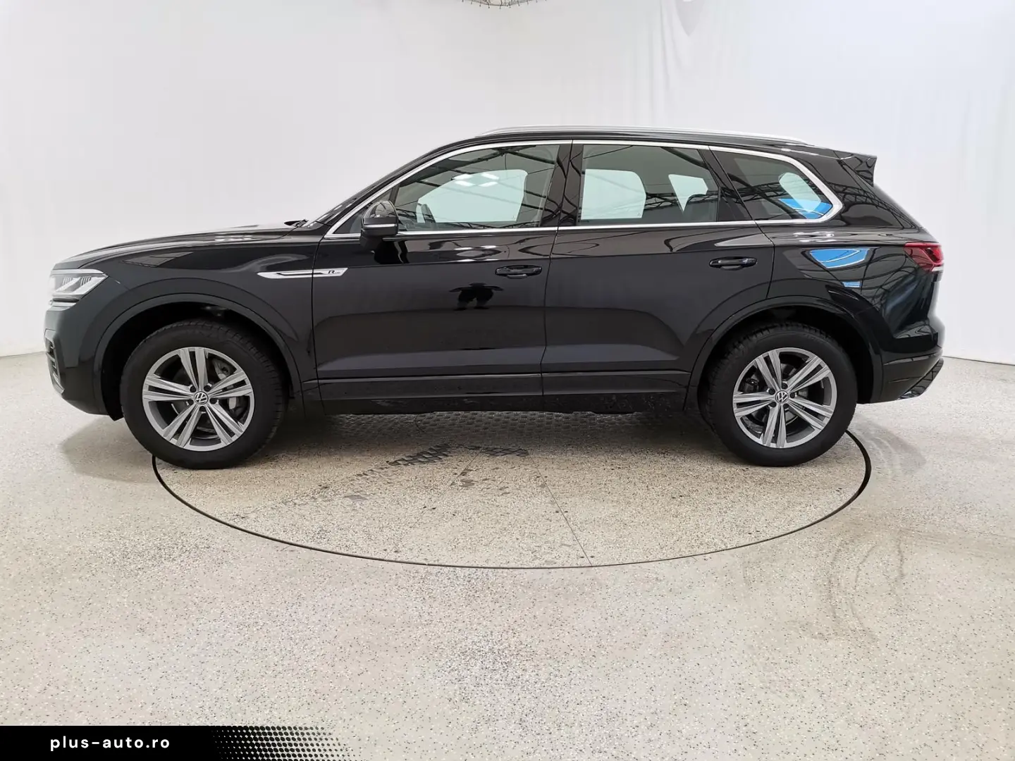 VW Touareg 3.0 V6 TDI R-Line 4Motion LED Navi AHK A