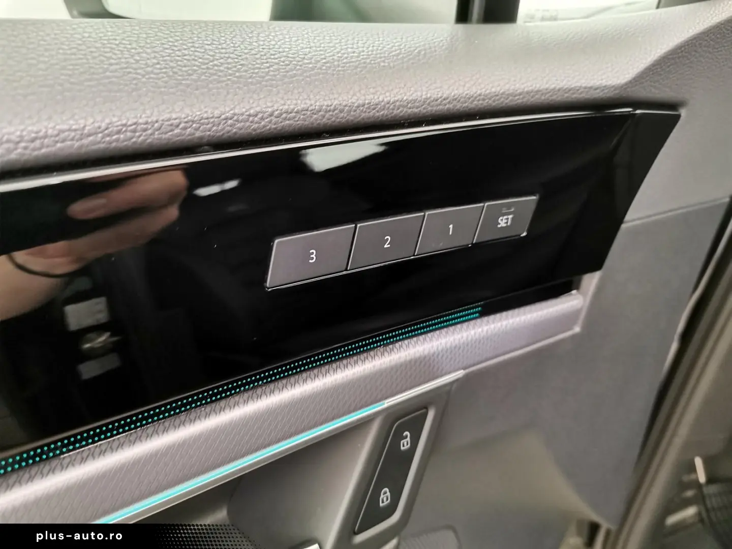 VW Touareg 3.0 V6 TDI R-Line 4Motion LED Navi AHK A