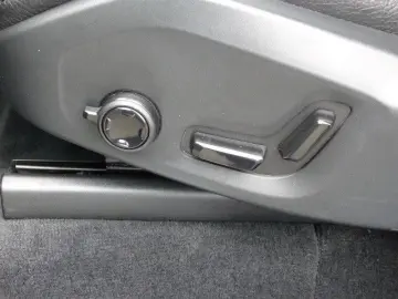 VOLVO XC90 Ultimate Bright B5 AWD Aut. 7-Si. PANO 360