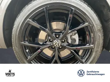 VW Touareg eHybrid 4Motion R MATRIX AHK PANO HUD