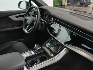 AUDI Q7 55 TFSIe S-Line MATRIX 360  HuD ACC LUFT AHK