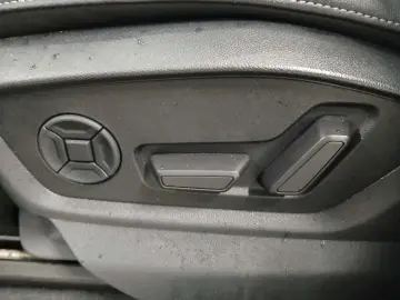 AUDI Q7 55 TFSIe S-Line MATRIX 360  HuD ACC LUFT AHK