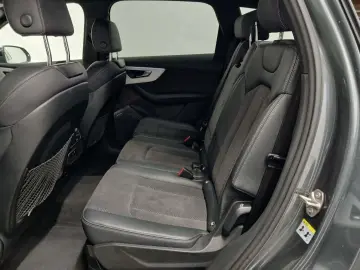 AUDI Q7 55 TFSIe S-Line MATRIX 360  HuD ACC LUFT AHK