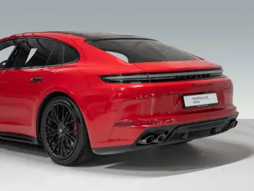 PORSCHE Panamera GTS Beifahrerdisplay Standheizung Pano