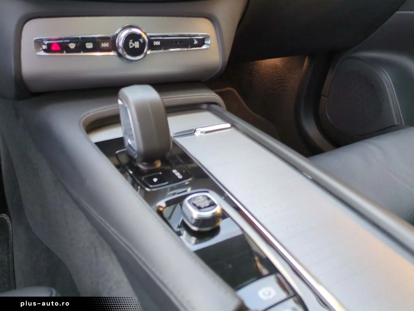 VOLVO XC90 Ultimate Dark AWD 7-Sitzer HUD StandHZG Dig