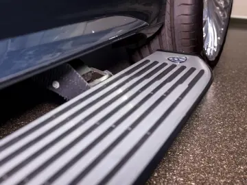 Mercedes-Benz GLS 600 MAYBACH   DUO TONE   CORP