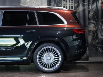 Mercedes-Benz GLS 600 MAYBACH   DUO TONE   CORP