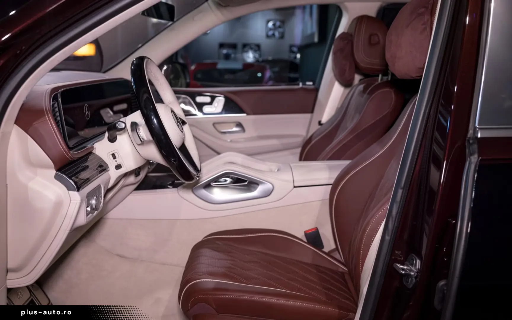 Mercedes-Benz GLS 600 MAYBACH   DUO TONE   CORP