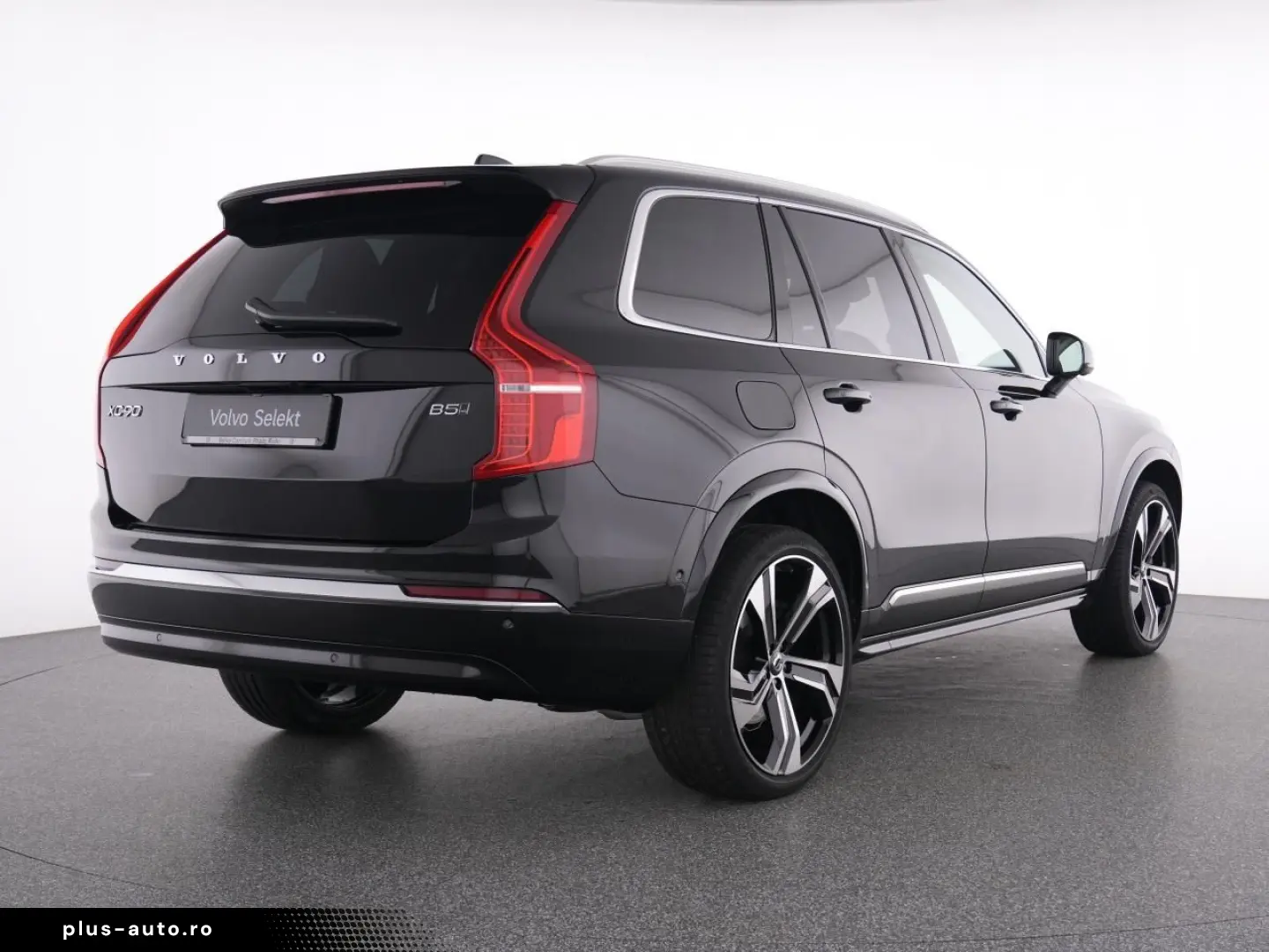VOLVO XC90 B5 AWD UltimateBright BWSOUND MASSAGE 22