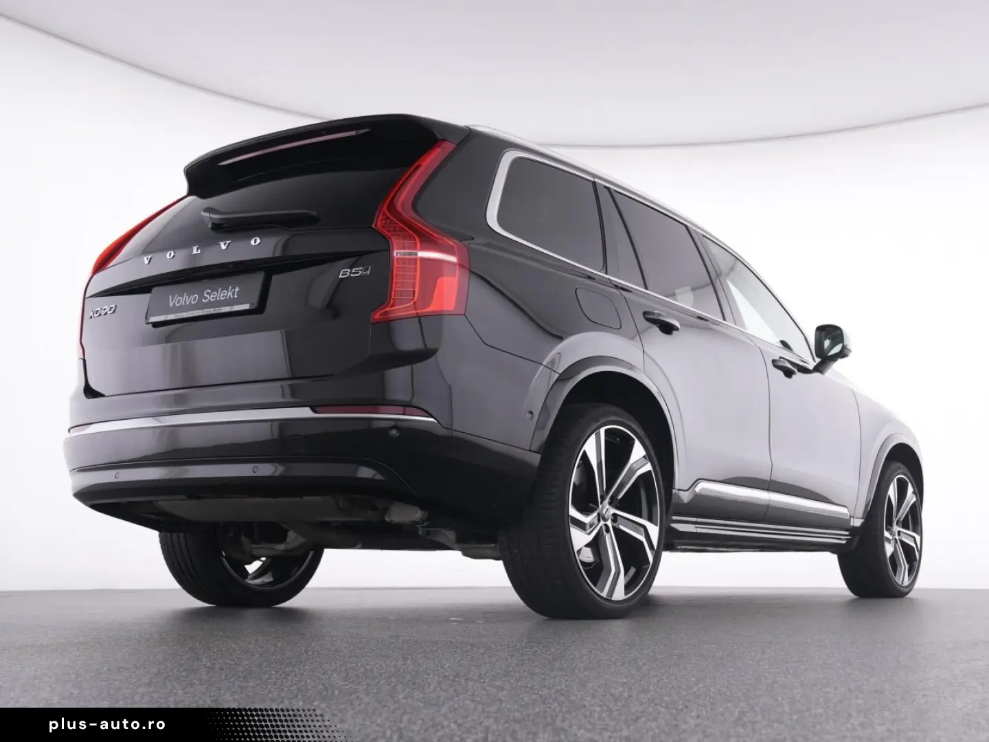 VOLVO XC90 B5 AWD UltimateBright BWSOUND MASSAGE 22