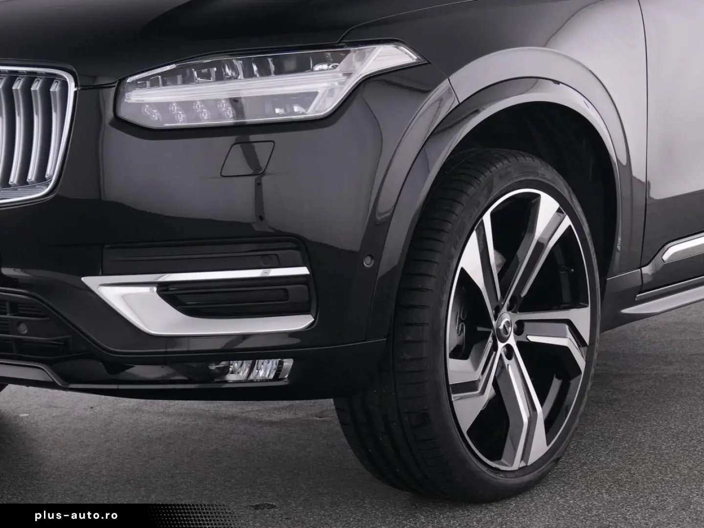 VOLVO XC90 B5 AWD UltimateBright BWSOUND MASSAGE 22