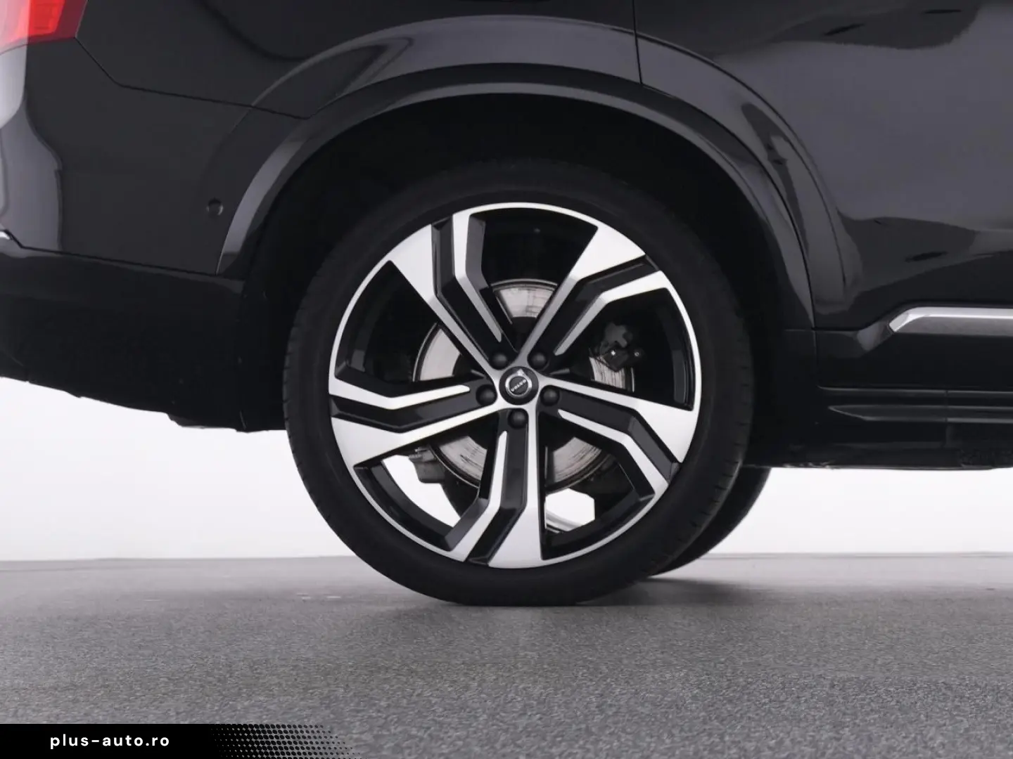 VOLVO XC90 B5 AWD UltimateBright BWSOUND MASSAGE 22