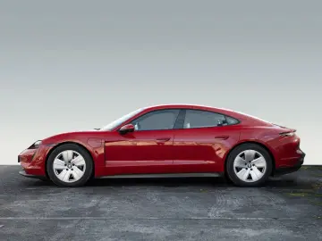 PORSCHE Taycan Performancebatterie Plus Surround View