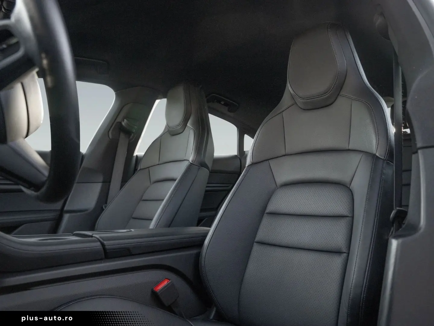 PORSCHE Taycan Performancebatterie Plus Surround View